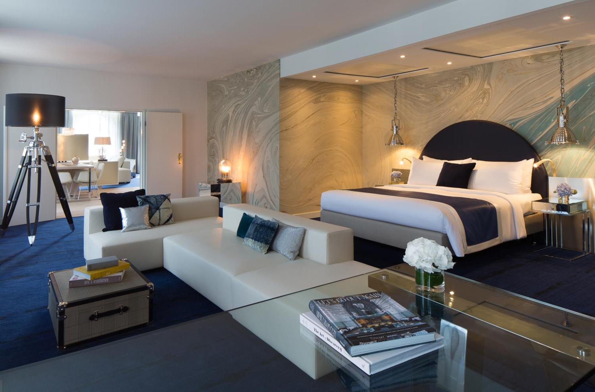 르네상스 함부르크 호텔, 메리어트 럭셔리&라이프스타일 호텔 함브루크 외부 사진 A suite at the hotel